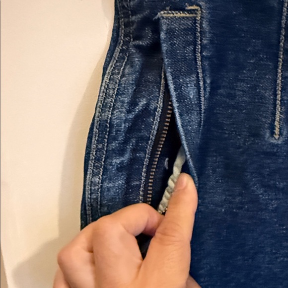 High Rise Blue Jeans - Picture 5 of 13